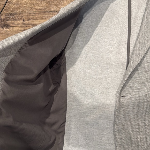 Zara - Picture 8 of 9